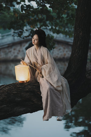 美女老师浪漫禁忌关系视频