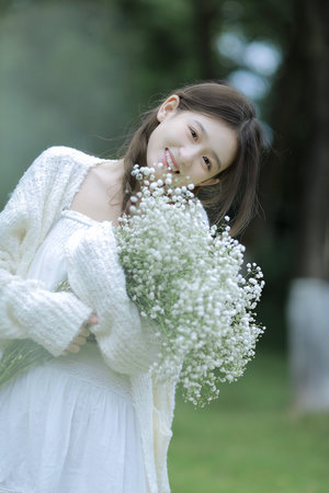 亚洲精品美女久久久久99
