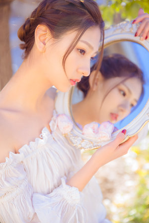 男生女生一起愁愁愁很痛