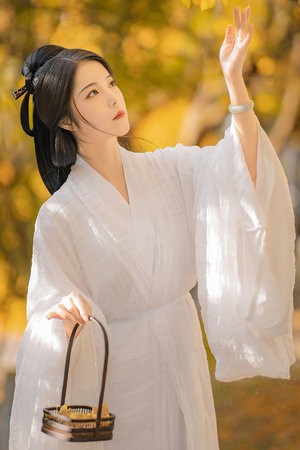 男人吃奶捏奶很爽视频免费